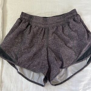Lululemon Hotty hot shorts low rise size 8 Tall
